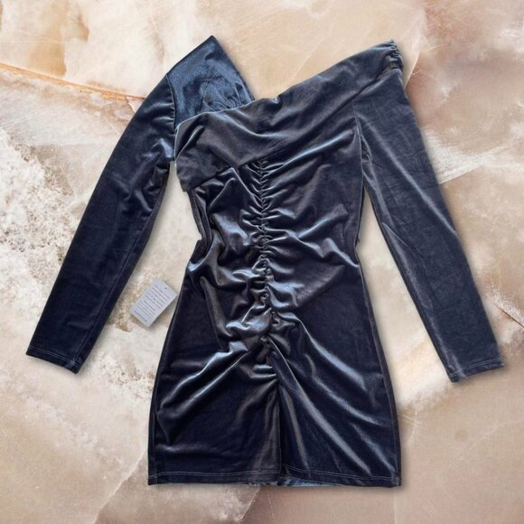 NWT LUSH Ruched Velvet Mini Dress - Picture 2 of 8